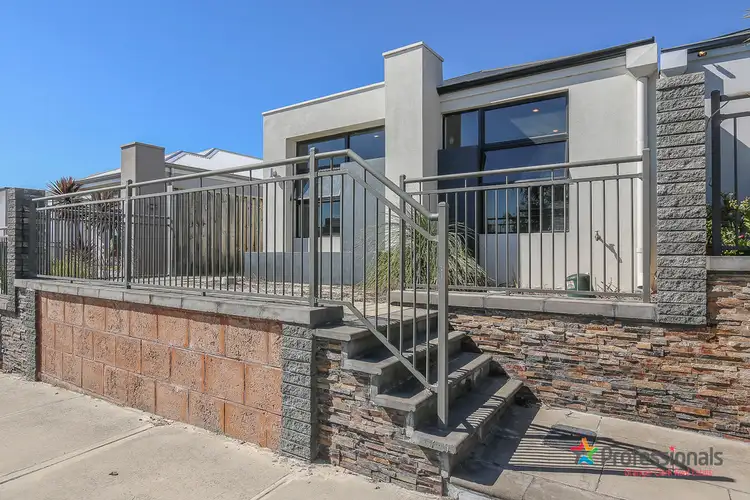 4 Hosnie Drive, Ellenbrook WA 6069