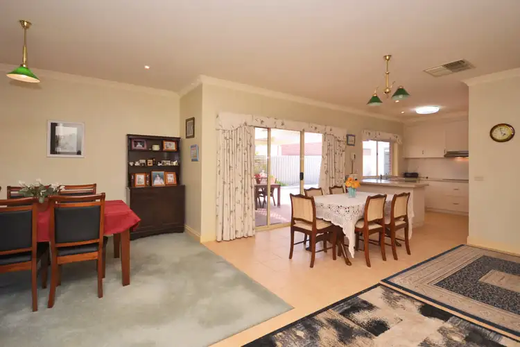 Fifth view of Homely house listing, 10 Finlayson Court, Horsham VIC 3400