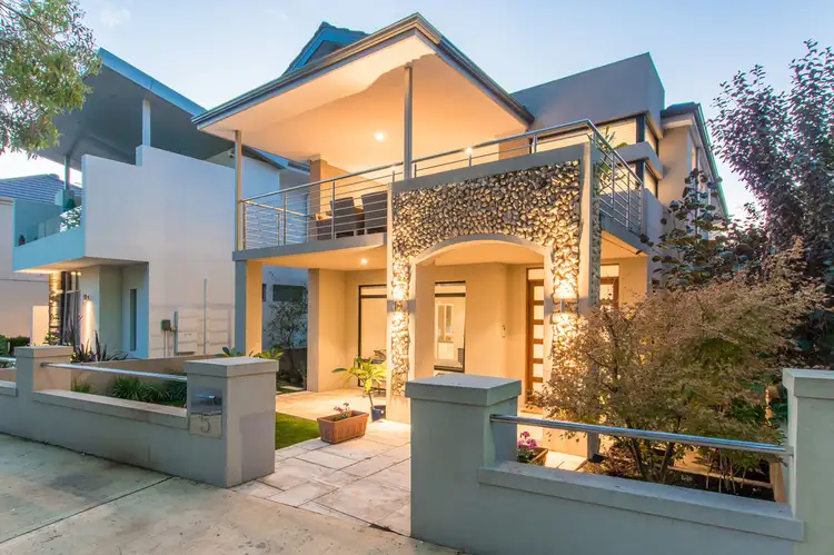 5 Paperheath Parade, Churchlands WA 6018