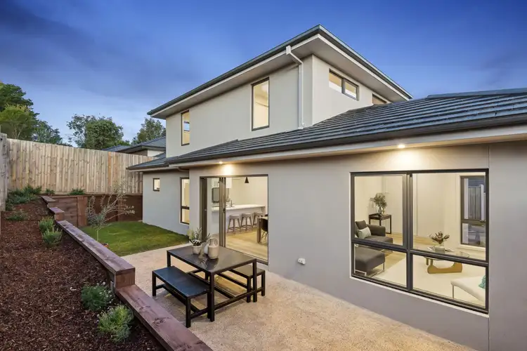4/5 Moore Avenue, Croydon VIC 3136