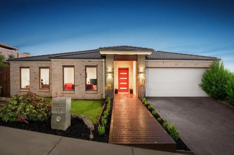 17 Wordsworth Court, Drouin VIC 3818