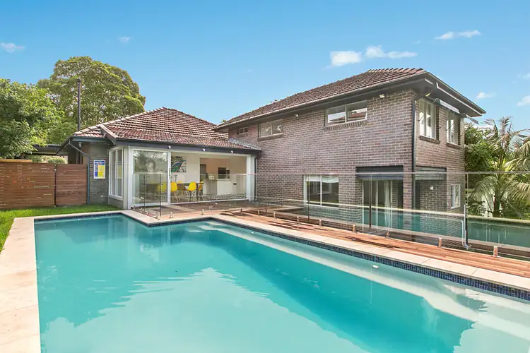 6 Clifford St, Gordon NSW 2072