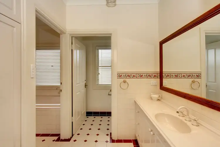 Fifth view of Homely house listing, 4 Schaefer Drive, Loxton SA 5333