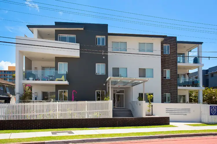 Second view of Homely unit listing, 7/1 Mactier Street, Narrabeen NSW 2101