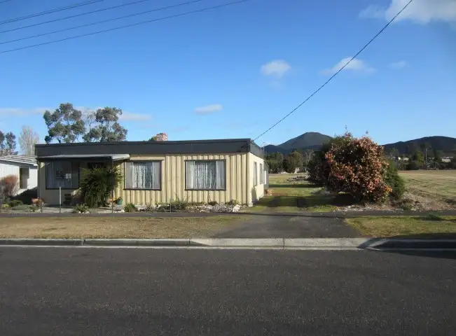 5 Belstead Street, Zeehan TAS 7469