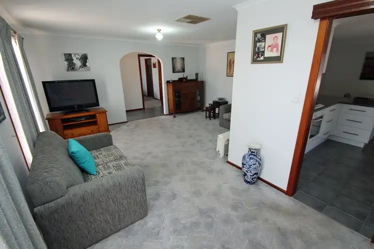 Fifth view of Homely house listing, 15 Middleton Avenue, Paringa SA 5340