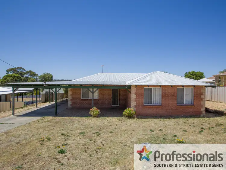 35 Whatman Way, Withers WA 6230