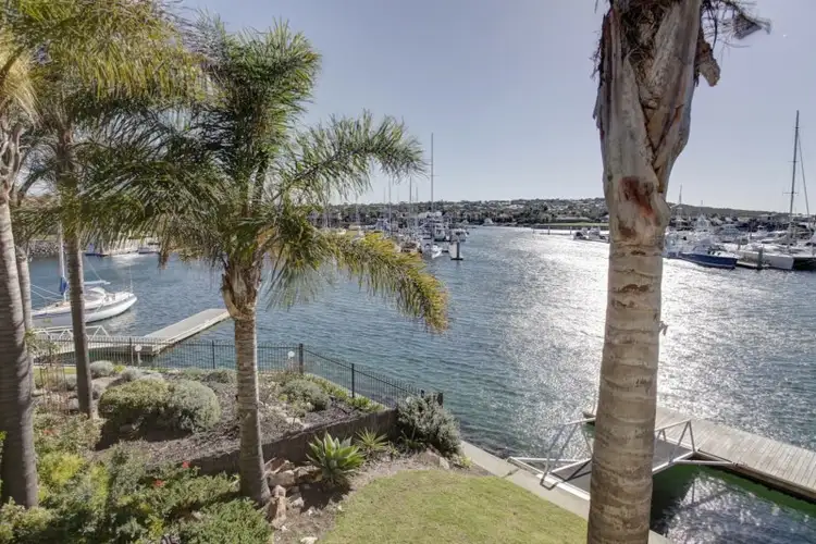5/7 Bridge Crescent, Port Lincoln SA 5606