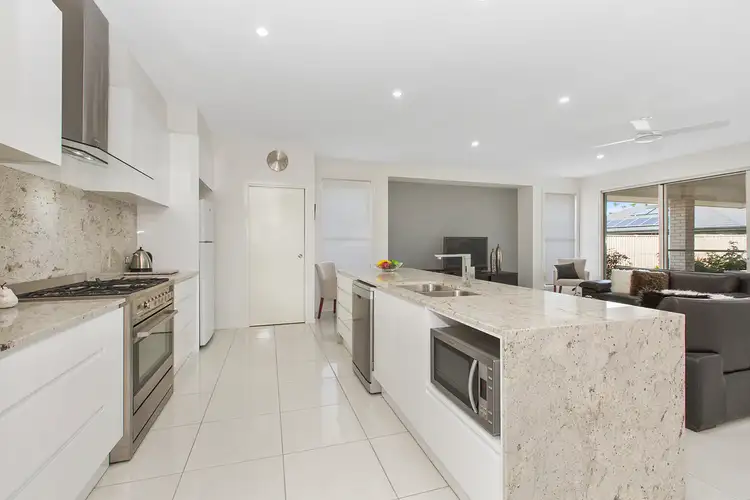 10 Bonville Street, Pottsville NSW 2489
