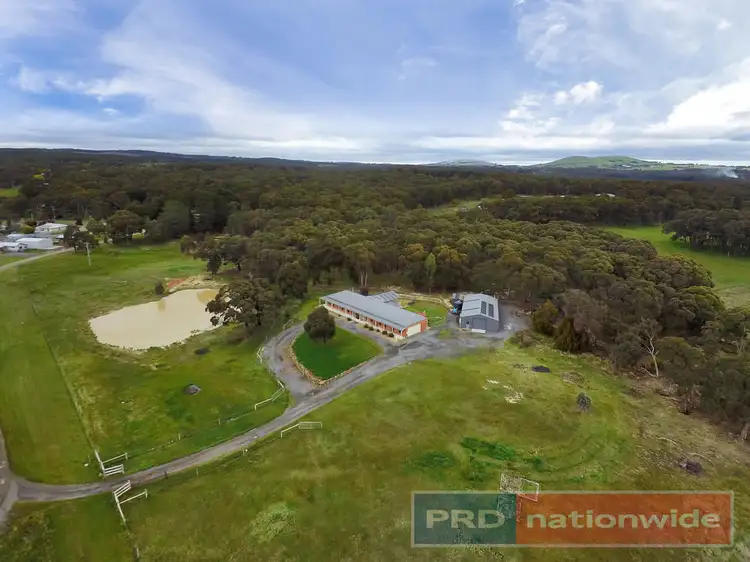 25 Clifton Road, Creswick VIC 3363