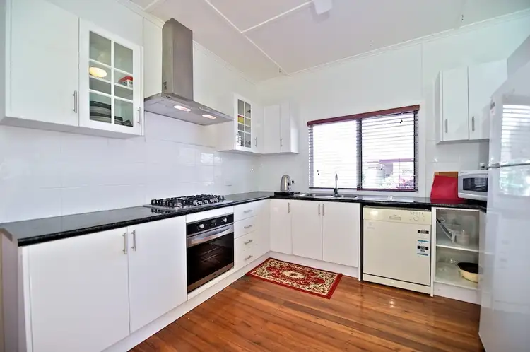 Fifth view of Homely house listing, 10 Pryde St, Lowood QLD 4311