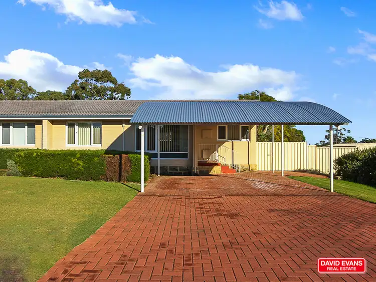 1/11 Westbrook Way, Girrawheen WA 6064