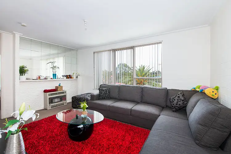 Third view of Homely apartment listing, 10/332 Pascoe Vale Road, Essendon VIC 3040