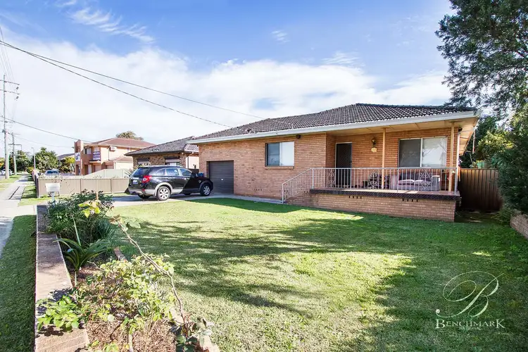 131 Nuwarra Rd, Moorebank NSW 2170