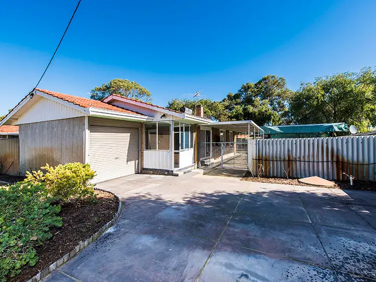 11 Hercules Street, Rockingham WA 6168