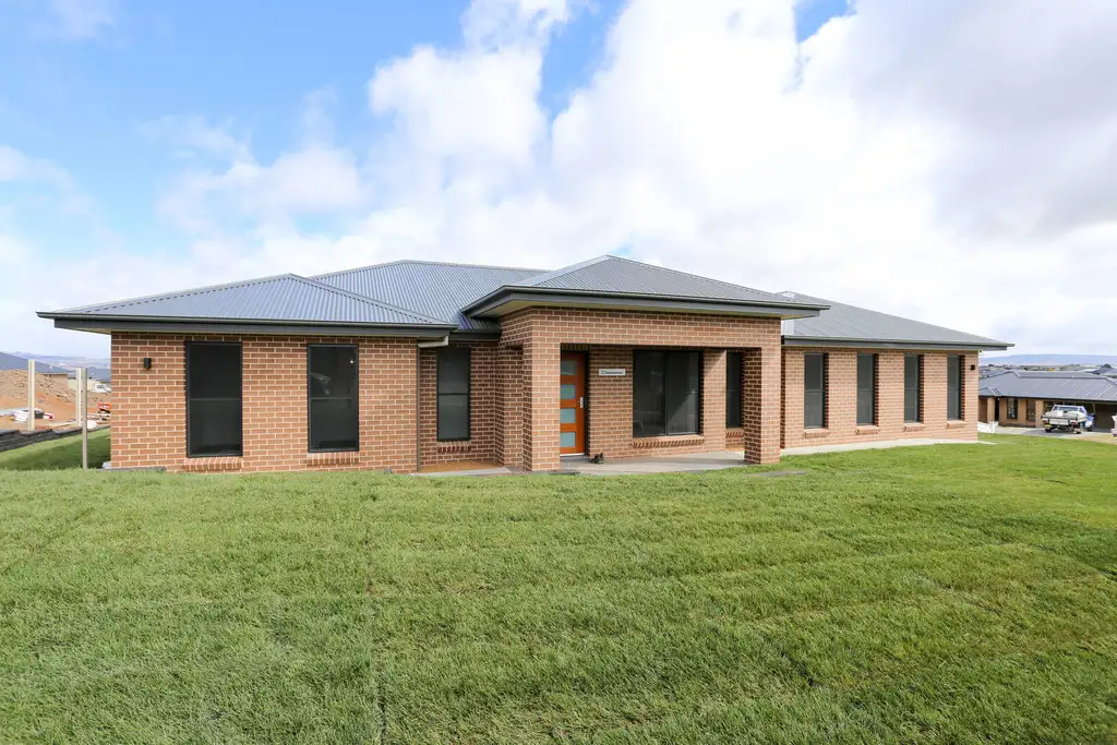 Main view of Homely house listing, 23 McGillan Drive, Kelso NSW 2795