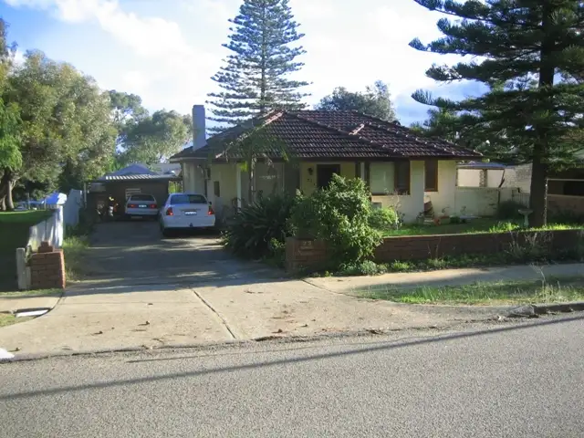 23 CURVEN ROAD, Hamilton Hill WA 6163