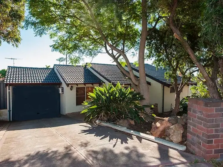 Main view of Homely semi-detached listing, 5 Bredhurst Road, Marangaroo WA 6064