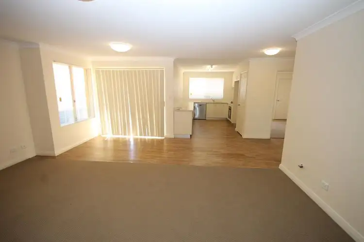 Fourth view of Homely unit listing, 4/7 Cambrose Avenue, Australind WA 6233