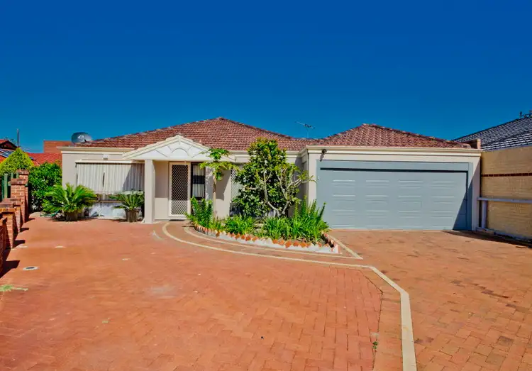 3 Sears Court, Morley WA 6062