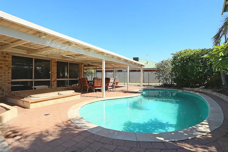 2 Turnberry Close, Meadow Springs WA 6210