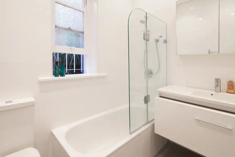 Fifth view of Homely apartment listing, 1/15 St Neot Avenue, Potts Point NSW 2011