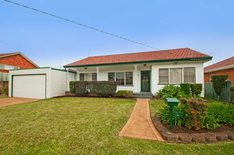 23 Lombard Avenue, Fairy Meadow NSW 2519