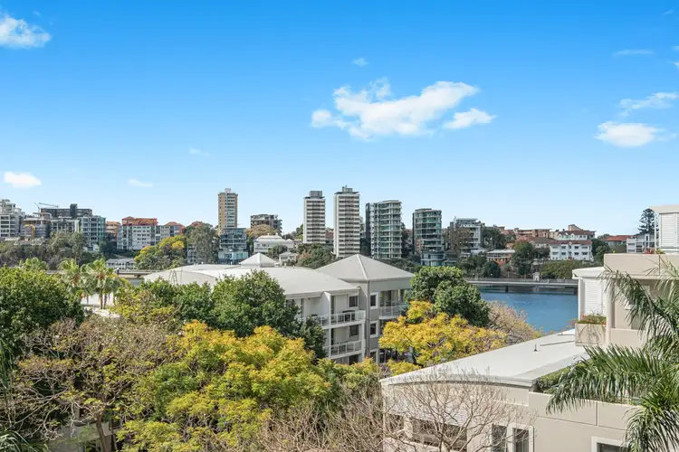 105/15 Goodwin Street, Kangaroo Point QLD 4169