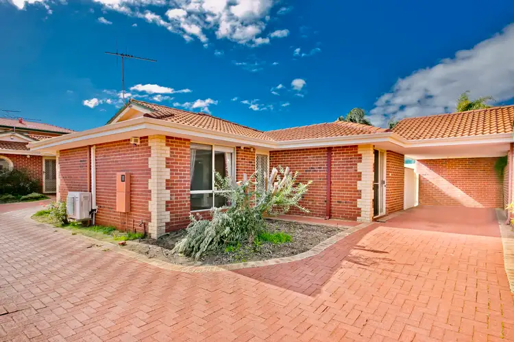 2/10 Bower Street, Scarborough WA 6019