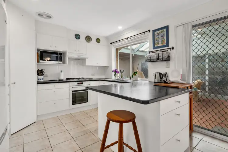 2/13 Hilton Street, Christies Beach SA 5165