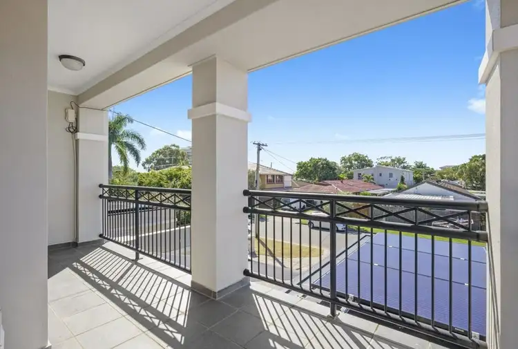 Sixth view of Homely house listing, 1/34 Donald Avenue, Paradise Point QLD 4216