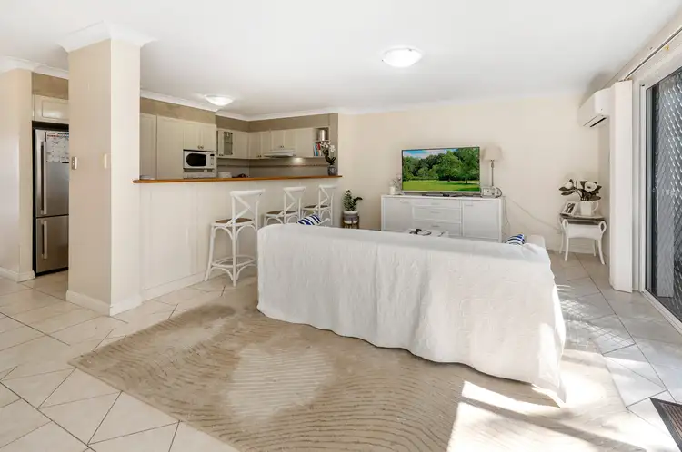 Sixth view of Homely house listing, 4/100 Cotlew Street East, Southport QLD 4215