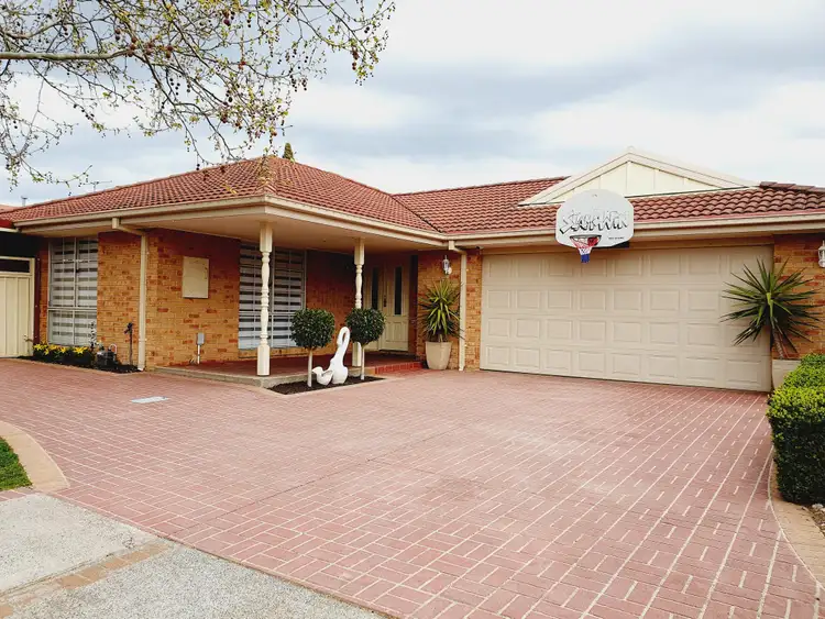 Main view of Homely house listing, 25 Castleridge Court, Narre Warren South VIC 3805