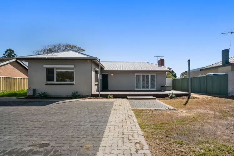 124 Leach Highway, Melville WA 6156