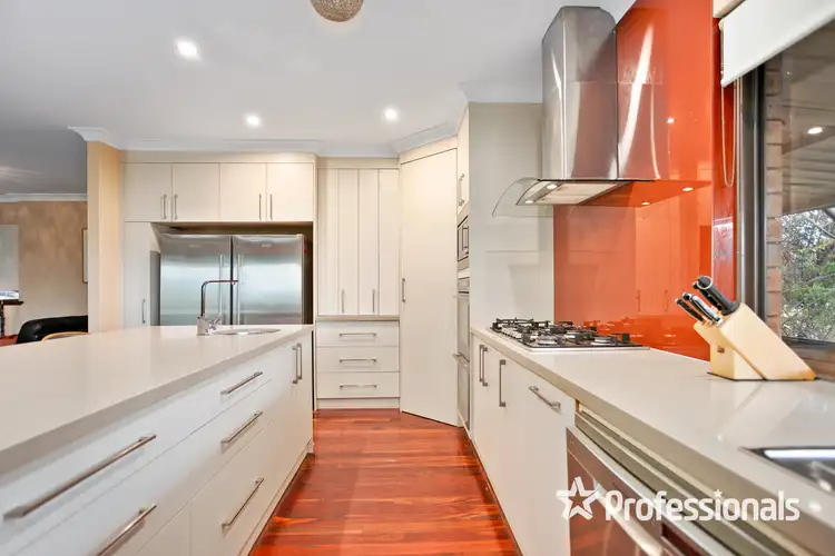 Sixth view of Homely house listing, 5 Cabernet Court, Mount Nasura WA 6112