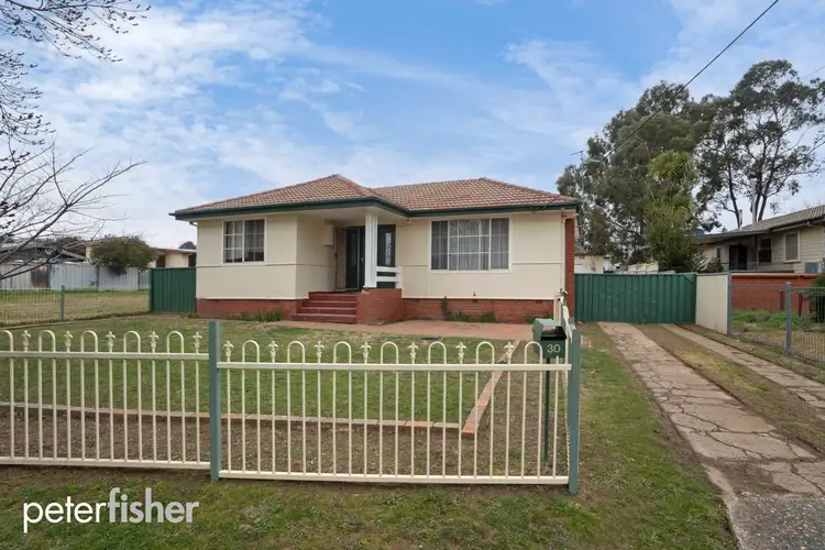30 Leura Road, Orange NSW 2800