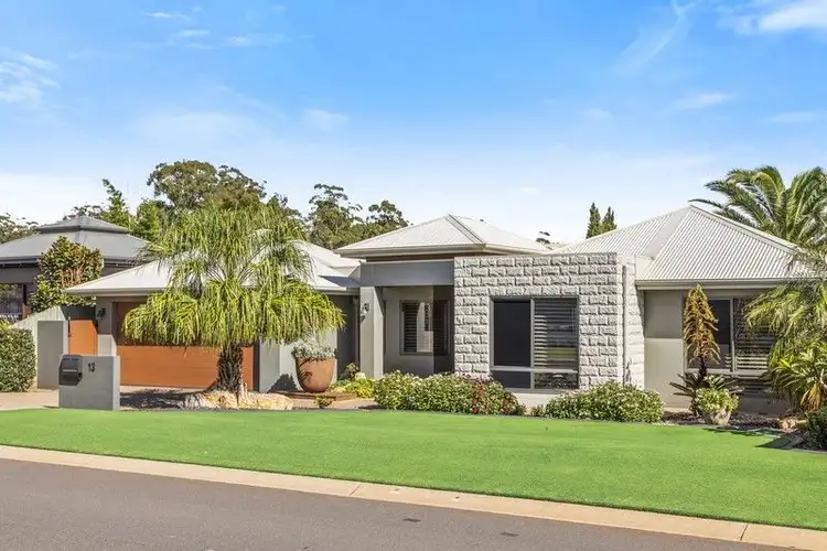 13 Daniells Close, Middle Ridge QLD 4350