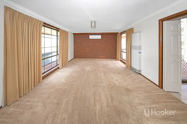 Second view of Homely house listing, 3 Evelyn Close, Melton West VIC 3337