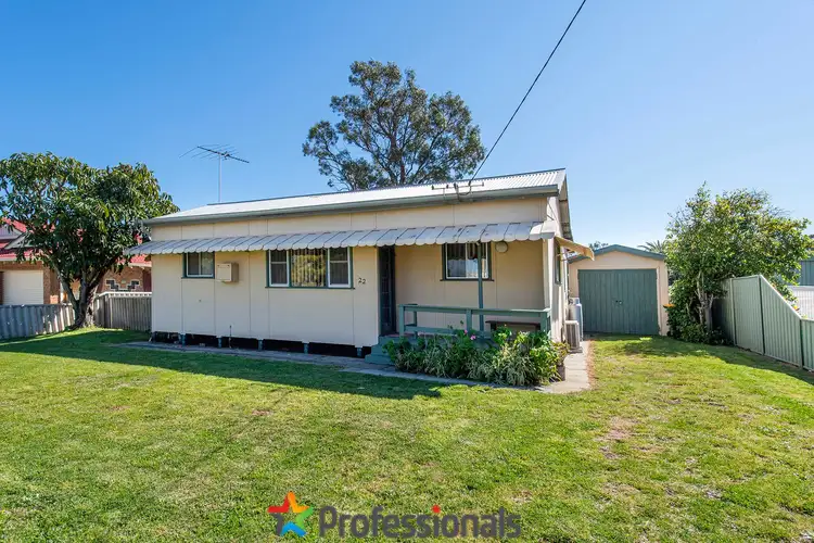 22 Wyeree Road, Mandurah WA 6210