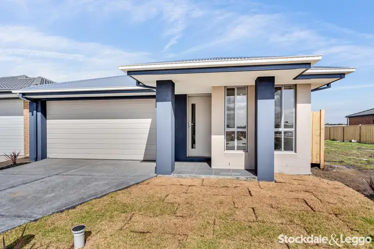 Second view of Homely house listing, 8 Darling Street, Donnybrook VIC 3064
