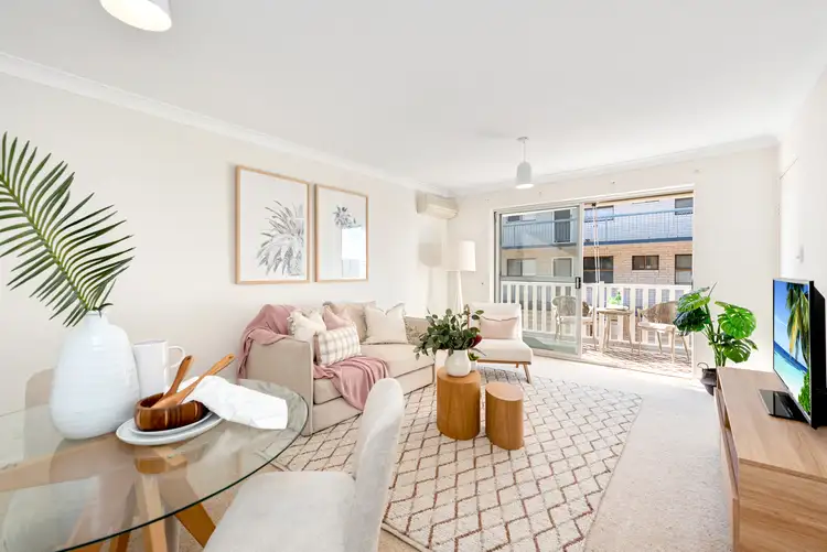Main view of Homely unit listing, 2/19 Olive Street, Morningside QLD 4170