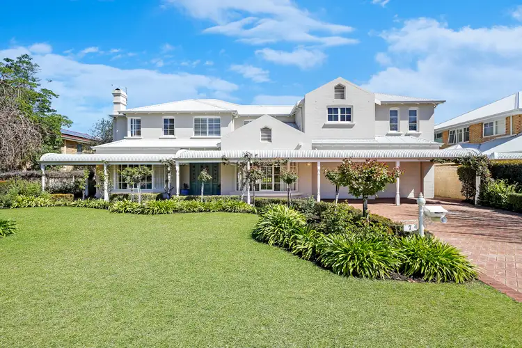7 Grove End Ridge, Mount Claremont WA 6010