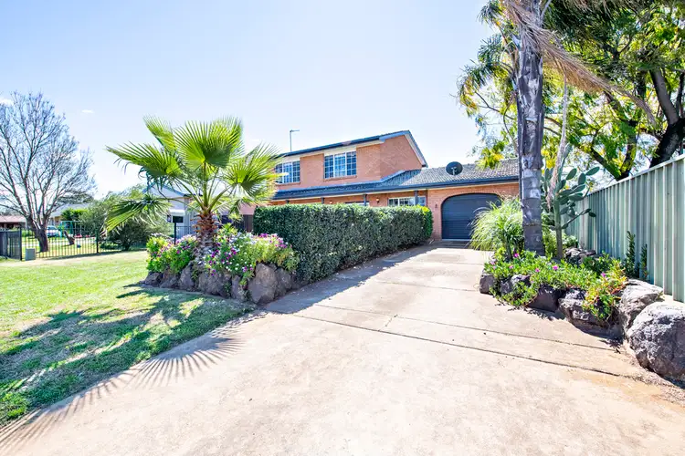 Second view of Homely house listing, 22 OXLEY CIRCLE, Dubbo NSW 2830