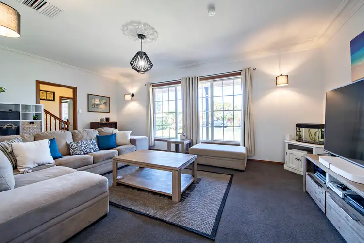 Sixth view of Homely house listing, 22 OXLEY CIRCLE, Dubbo NSW 2830