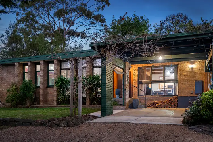 23 Moore Street, Ferntree Gully VIC 3156