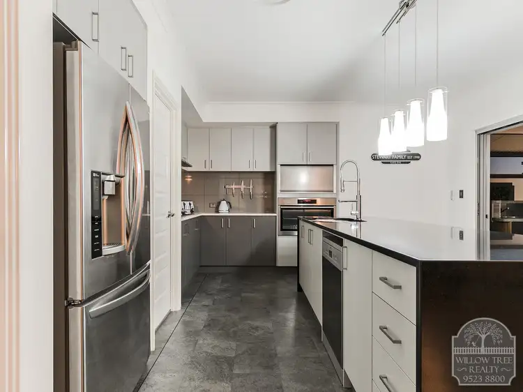 Sixth view of Homely house listing, 2 Trivalve Road, Baldivis WA 6171