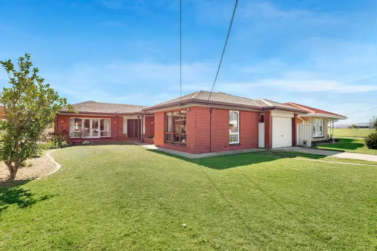 18 Northern Avenue, West Beach SA 5024