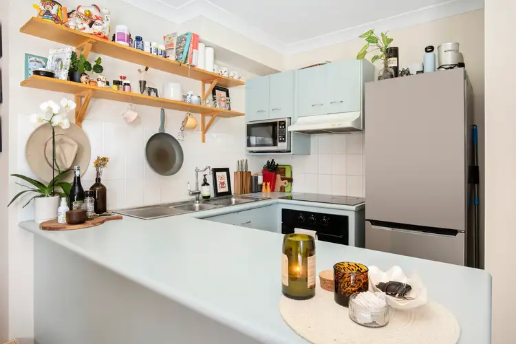 Fourth view of Homely unit listing, 7/32-36 Ocean Street, Mermaid Beach QLD 4218
