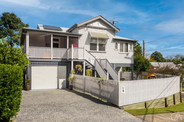 52 Clyde Road, Herston QLD 4006