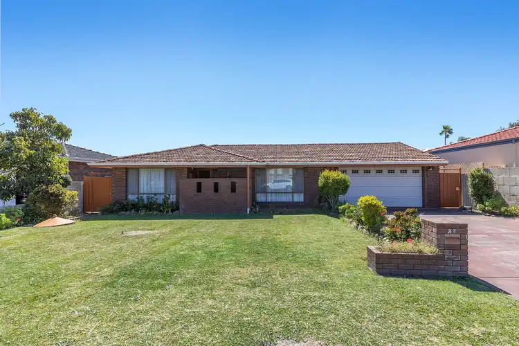 27 Corella Street, Stirling WA 6021